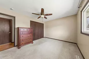 1902 Brookside Dr, Albert Lea, MN 56007 - Photo 7