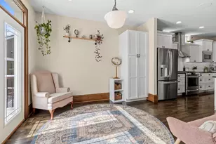 1360 Hewitt Ave, Saint Paul, MN 55104 - Photo 17