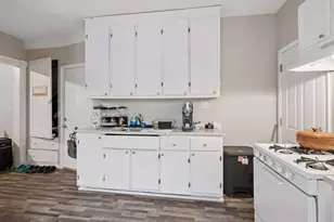 306 King St W, Saint Paul, MN 55107 - Photo 23