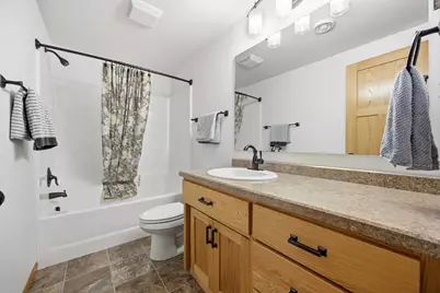 4727 6th Street W, West Fargo, ND 58078 - Photo 35