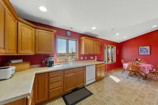 77728 325th St, Ellendale, MN 56026 - Photo 21