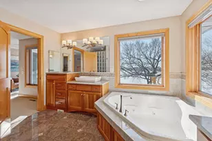 4743 Island View Dr, Mound, MN 55364 - Photo 27