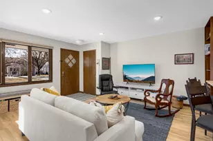 4144 Yates Ave N, Robbinsdale, MN 55422 - Photo 3