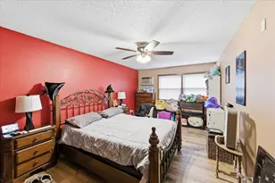 2720 Dale St N, Roseville, MN 55113 - Photo 11