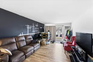 2720 Dale St N, Roseville, MN 55113 - Photo 3