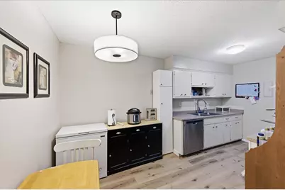 2720 Dale Street N #C114, Roseville, MN 55113 - Photo 3