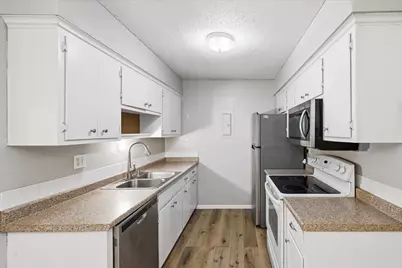 2720 Dale Street N #C114, Roseville, MN 55113 - Photo 29