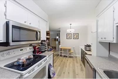 2720 Dale Street N #C114, Roseville, MN 55113 - Photo 9