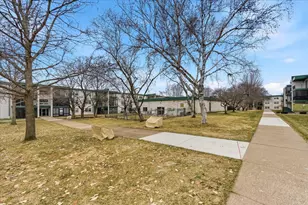 2720 Dale St N, Roseville, MN 55113 - Photo 13