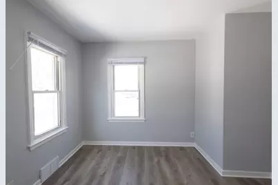 1168 Lane Place, Saint Paul, MN 55106 - Photo 9