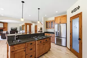 19165 Monarch Ct, Rogers, MN 55374 - Photo 15