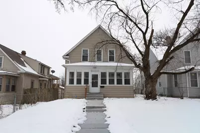 678 Hawthorne Avenue E, Saint Paul, MN 55106 - Photo 1