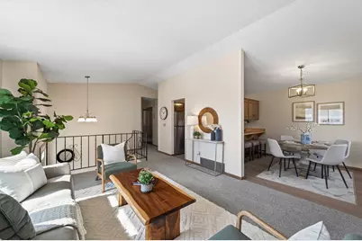 543 Clover Leaf Parkway NE, Blaine, MN 55434 - Photo 3