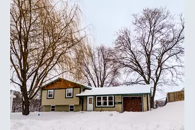 532 17th Street E, Hastings, MN 55033 - Photo 1