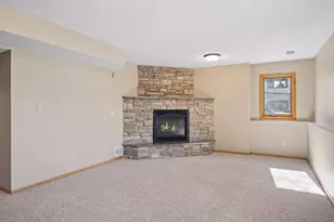 8837 Comstock Ct, Maple Grove, MN 55311 - Photo 37