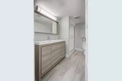 6725 Valley View Road, Edina, MN 55439 - Photo 33