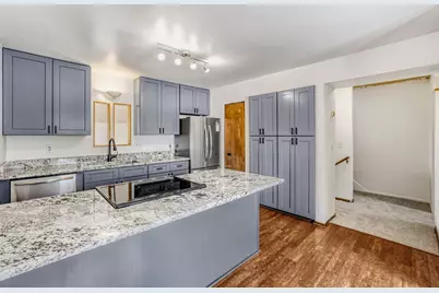 1907 S 5th Street, Minneapolis, MN 55454 - Photo 11