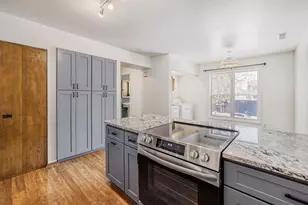 1907 S 5th St, Minneapolis, MN 55454 - Photo 13