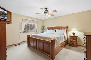 561 Deer Ridge Ln S, Maplewood, MN 55119 - Photo 27