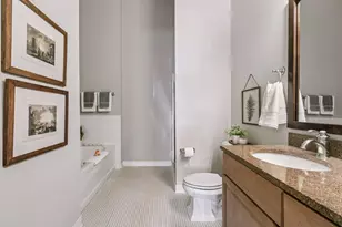 301 Clifton Ave, Minneapolis, MN 55403 - Photo 13