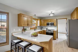 2910 Desoto St, Little Canada, MN 55117 - Photo 7