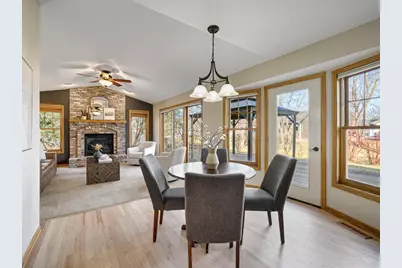 2910 Desoto Street, Little Canada, MN 55117 - Photo 3