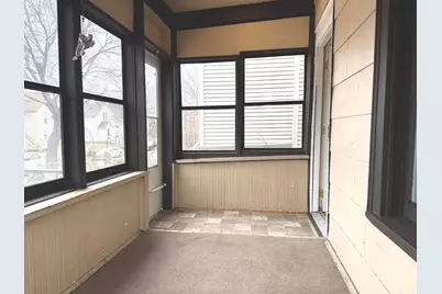 869 Lawson Avenue E, Saint Paul, MN 55106 - Photo 5