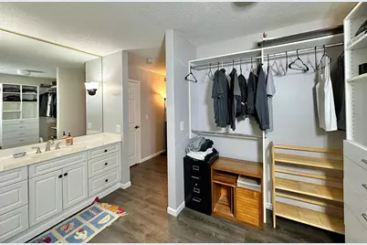 7510 Cahill Road #214B, Edina, MN 55439 - Photo 17