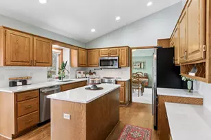 13610 59th Pl N, Plymouth, MN 55446 - Photo 3