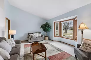 13610 59th Pl N, Plymouth, MN 55446 - Photo 7