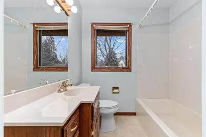 6571 3rd Street Court N, Oakdale, MN 55128 - Photo 17