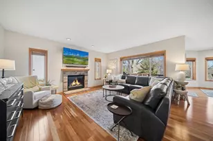 16778 Hudson Cir, Lakeville, MN 55044 - Photo 9