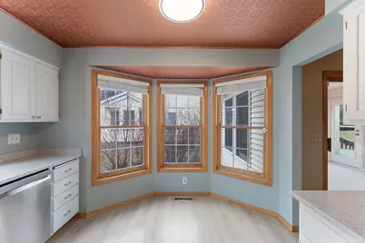 12963 Eastview Court, Apple Valley, MN 55124 - Photo 7