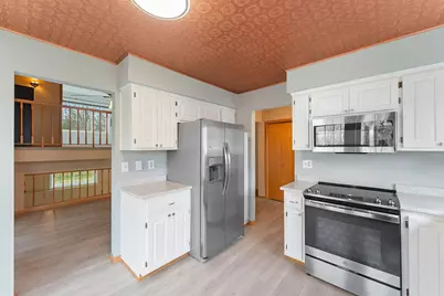 12963 Eastview Court, Apple Valley, MN 55124 - Photo 9