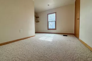 616 W Redwood St, Marshall, MN 56258 - Photo 15