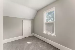 1467 Charles Ave, Saint Paul, MN 55104 - Photo 11