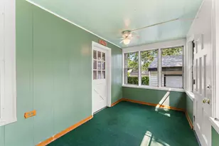 1467 Charles Ave, Saint Paul, MN 55104 - Photo 9