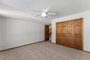 303 Sunflower Ct, Vadnais Heights, MN 55127 - Photo 53