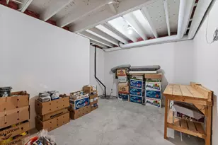 303 Sunflower Ct, Vadnais Heights, MN 55127 - Photo 57