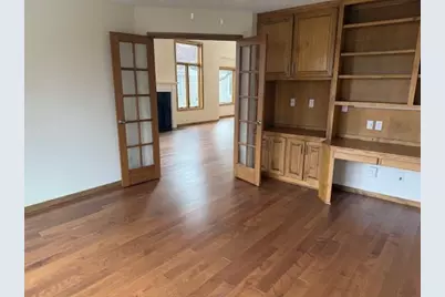 303 Sunflower Court, Vadnais Heights, MN 55127 - Photo 7