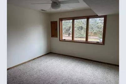 303 Sunflower Court, Vadnais Heights, MN 55127 - Photo 31