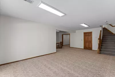 303 Sunflower Court, Vadnais Heights, MN 55127 - Photo 43