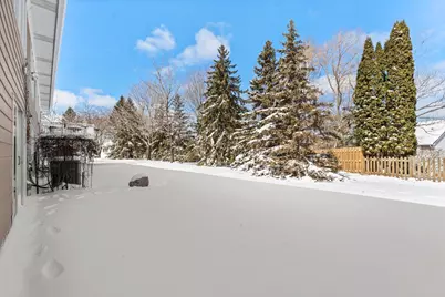 303 Sunflower Court, Vadnais Heights, MN 55127 - Photo 59