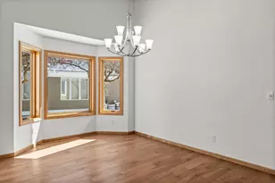 303 Sunflower Ct, Vadnais Heights, MN 55127 - Photo 11