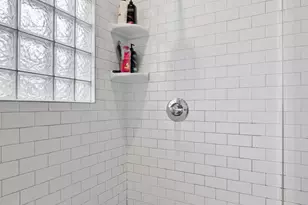 610 E 16th St, Minneapolis, MN 55404 - Photo 25