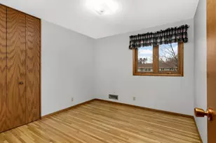 946 Redwood Dr, Apple Valley, MN 55124 - Photo 19