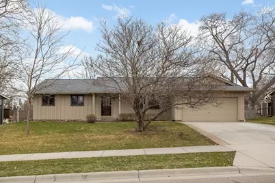 946 Redwood Drive, Apple Valley, MN 55124 - Photo 1
