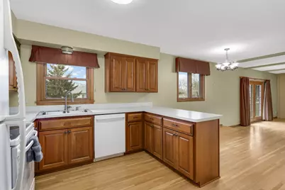 946 Redwood Drive, Apple Valley, MN 55124 - Photo 11