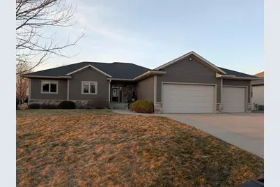 1004 3rd Avenue, Goodhue, MN 55027 - Photo 1