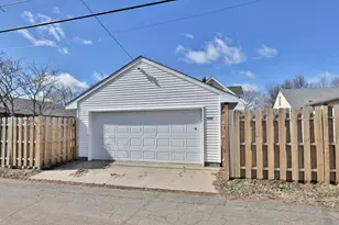 1522 Maywood St, Saint Paul, MN 55117 - Photo 7